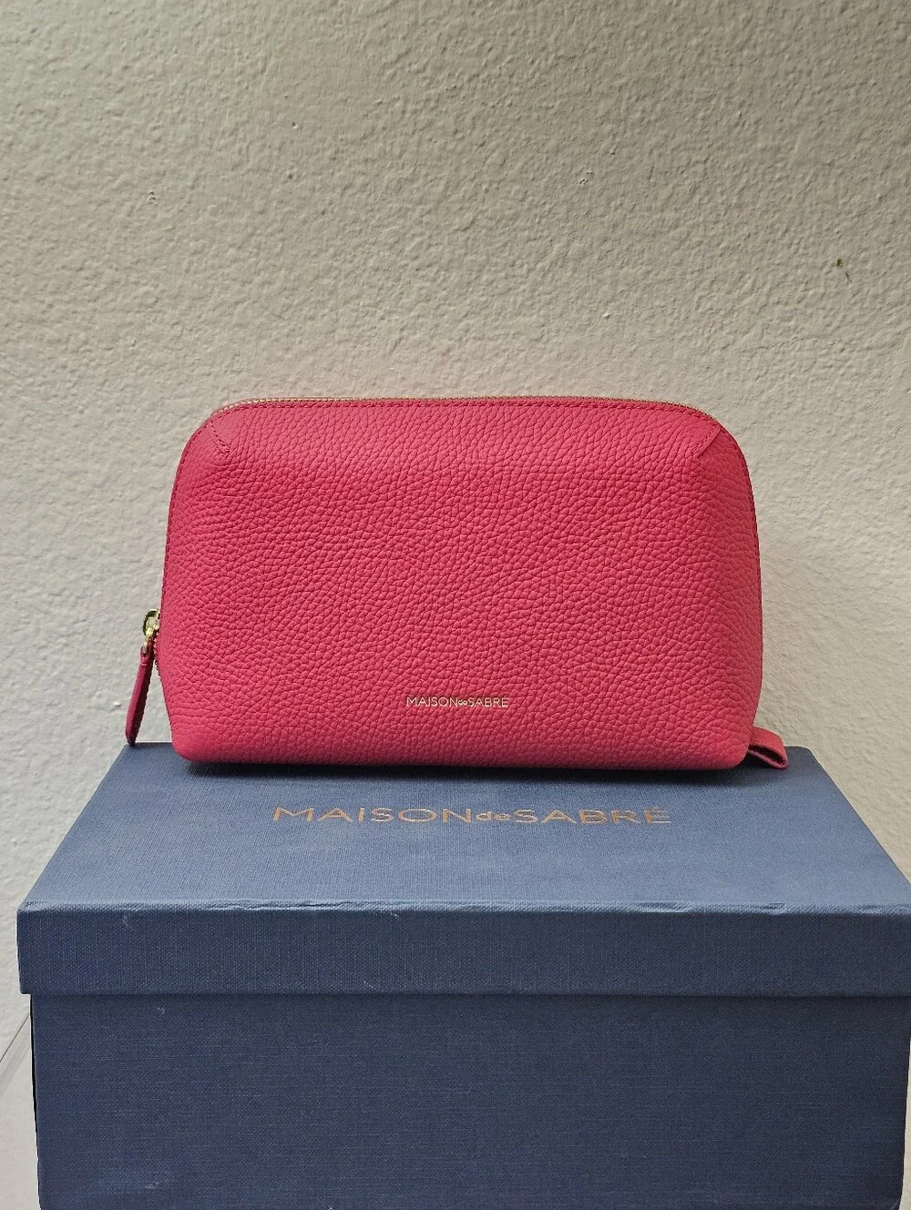 New MAISON de SABRÉ The Tech Pouch Shibuya Fuschia Leather